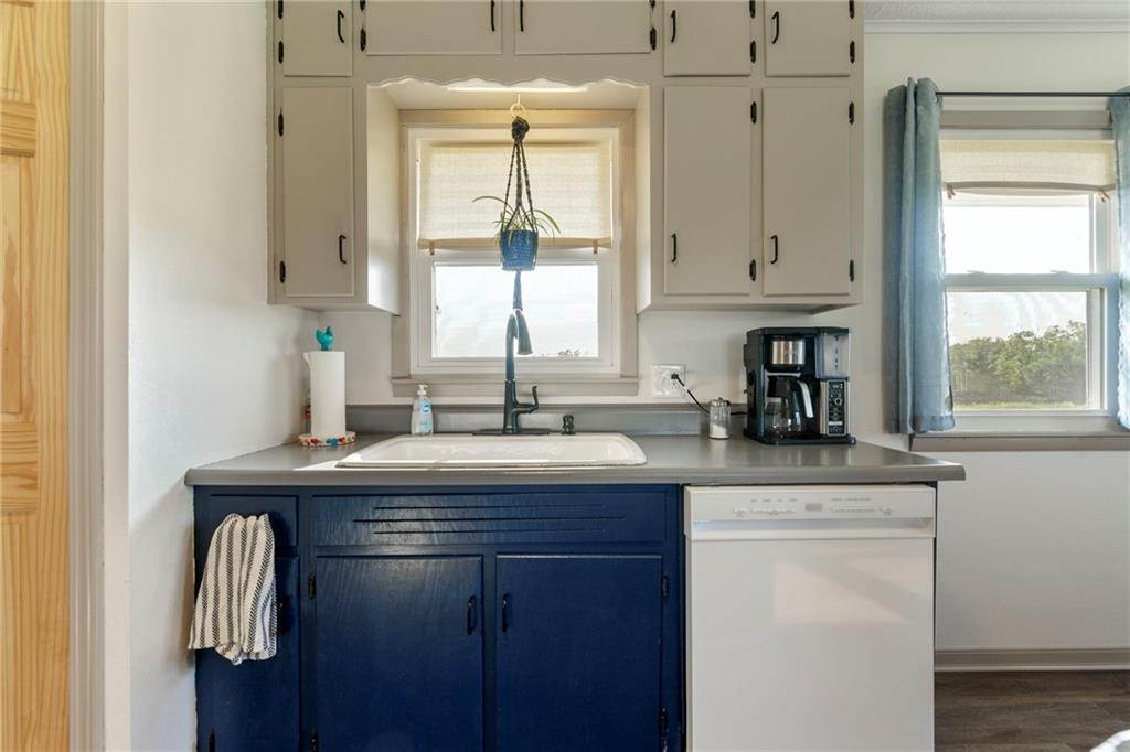 32241 NE Neosho Road