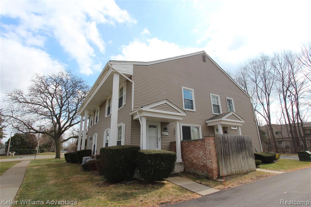 23465 Stonehenge Boulevard