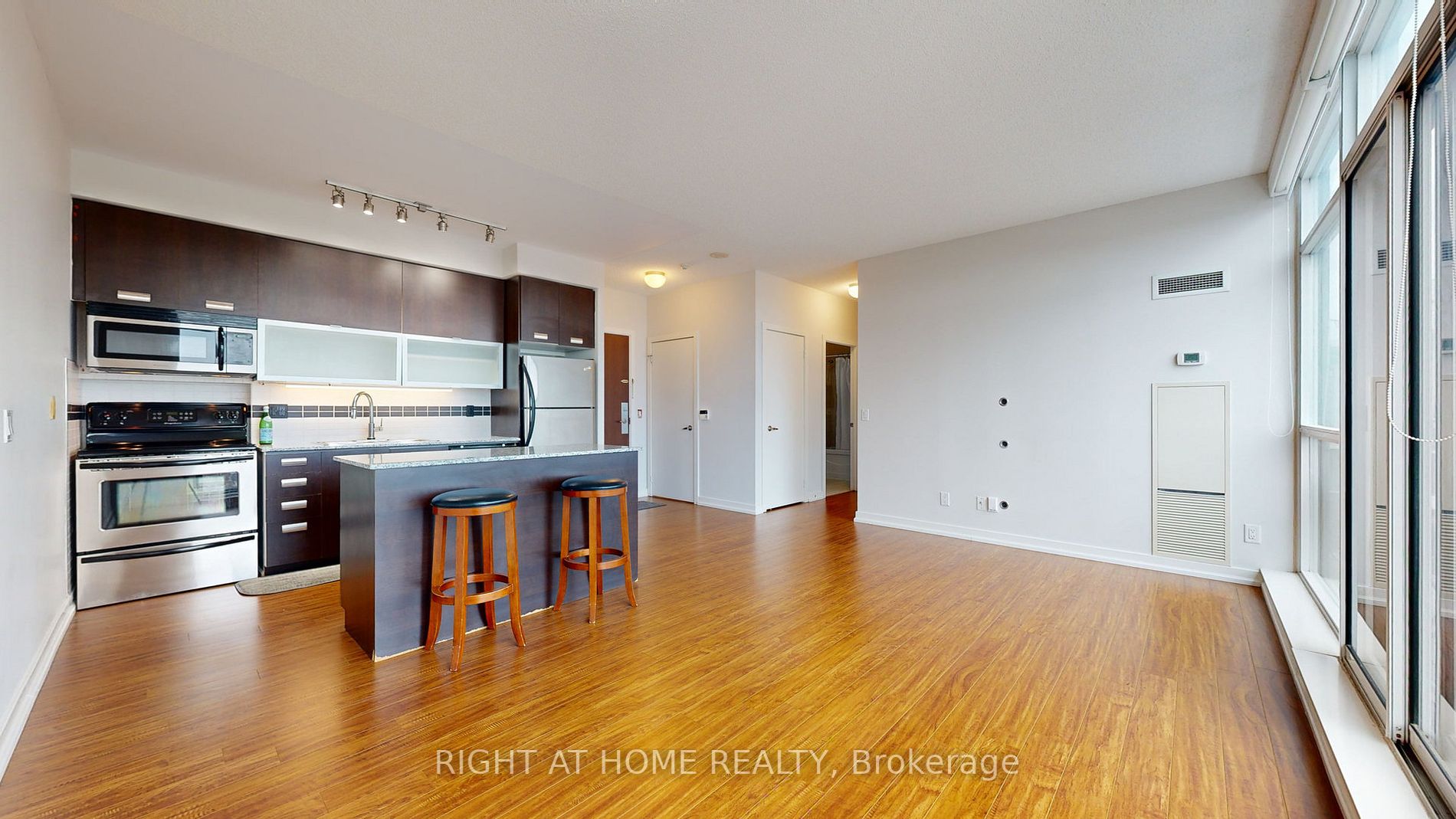 80 Western Battery Rd