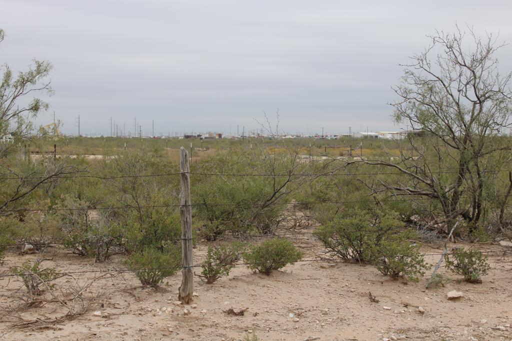 Great Location.  Another Approximately 10.82 Acres can be purchased to as well.