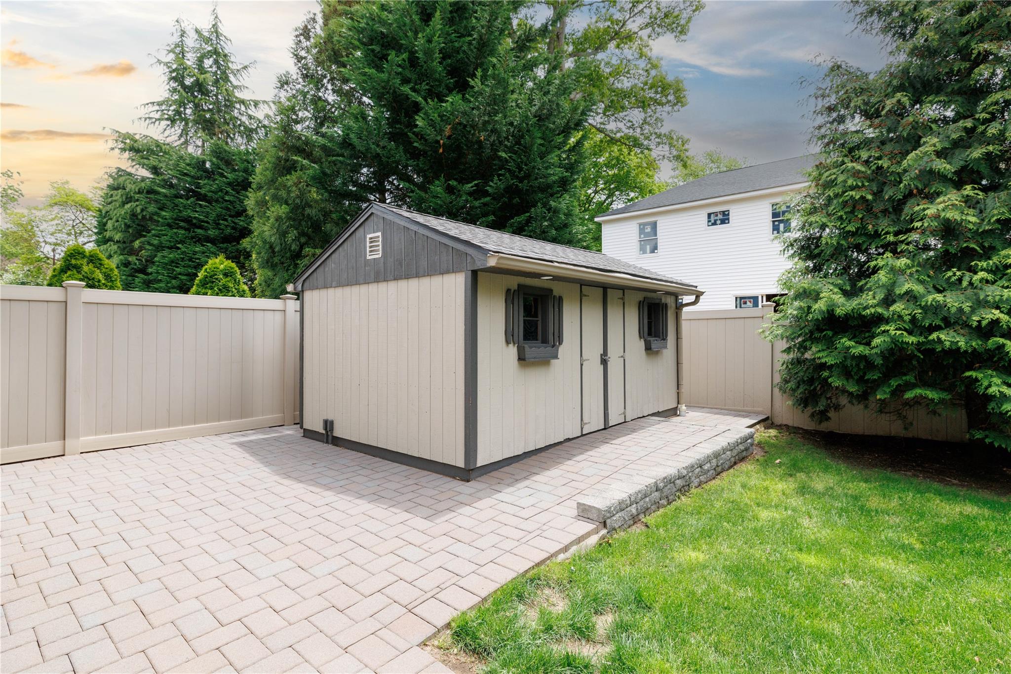 22 Commonwealth Avenue