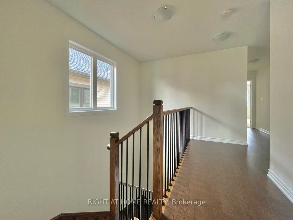 61 Phoenix Blvd