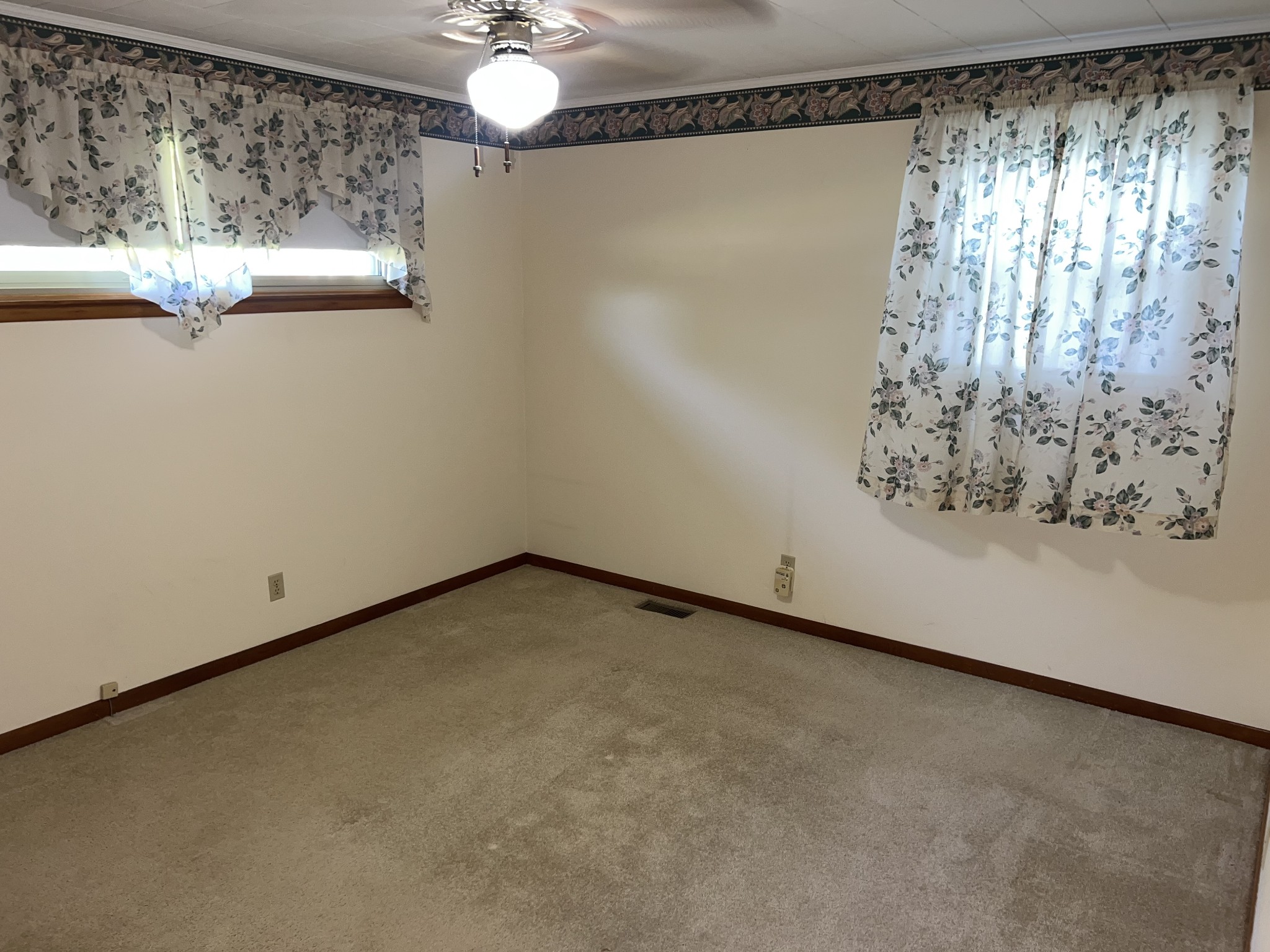 110 Hart Dr