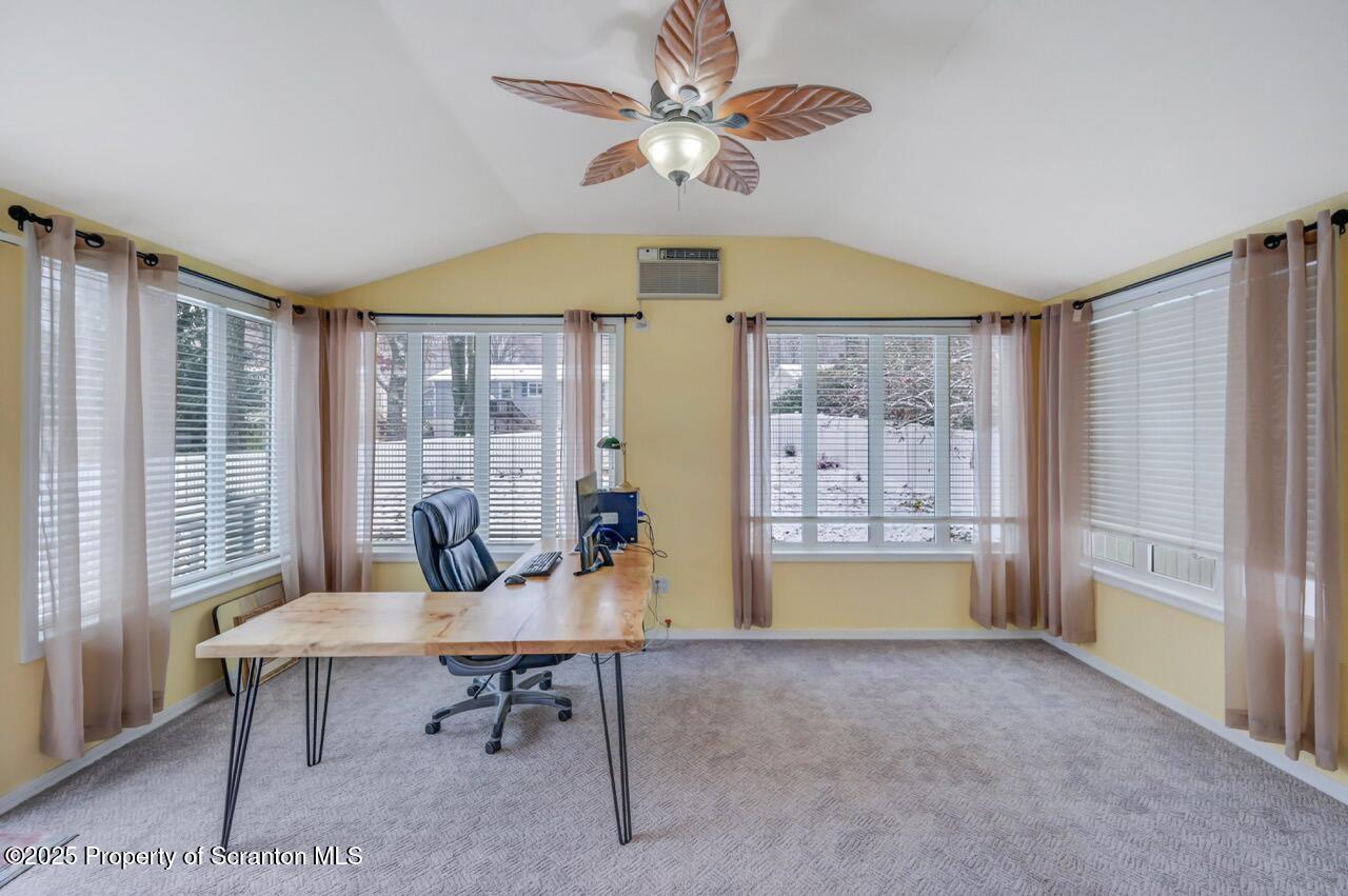 604 Oak Lane