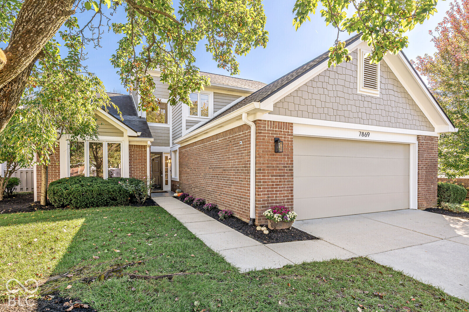 7869 Clearwater Parkway