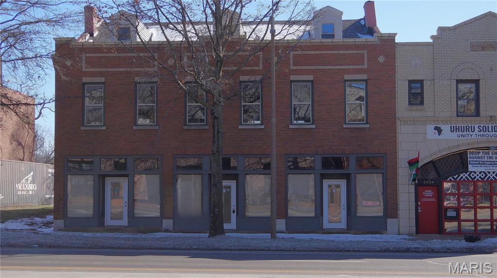 This mixed-use building presents a prime opportunity for an investor or developer to transform a blank slate into a high-performing asset in the heart of South City. The property has undergone significant improvements, including a large new deck and a three-car garage, but still requires plumbing, electrical updates, drywall, and finishing touches to reach its full potential. Six units are already gutted and framed, making it well on its way to becoming a fully functional six-unit apartment building. The building currently features three apartments on the upper level and three commercial spaces on the main level. Additionally, a large, open, unfinished attic offers even more potential for creative development. Located in a vibrant and rapidly redeveloping area, the property is surrounded by sought-after neighborhoods like Tower Grove East, Fox Park, and Benton Park West. Its South City location provides easy access to public transportation, major highways, and downtown St. Louis. Location: City