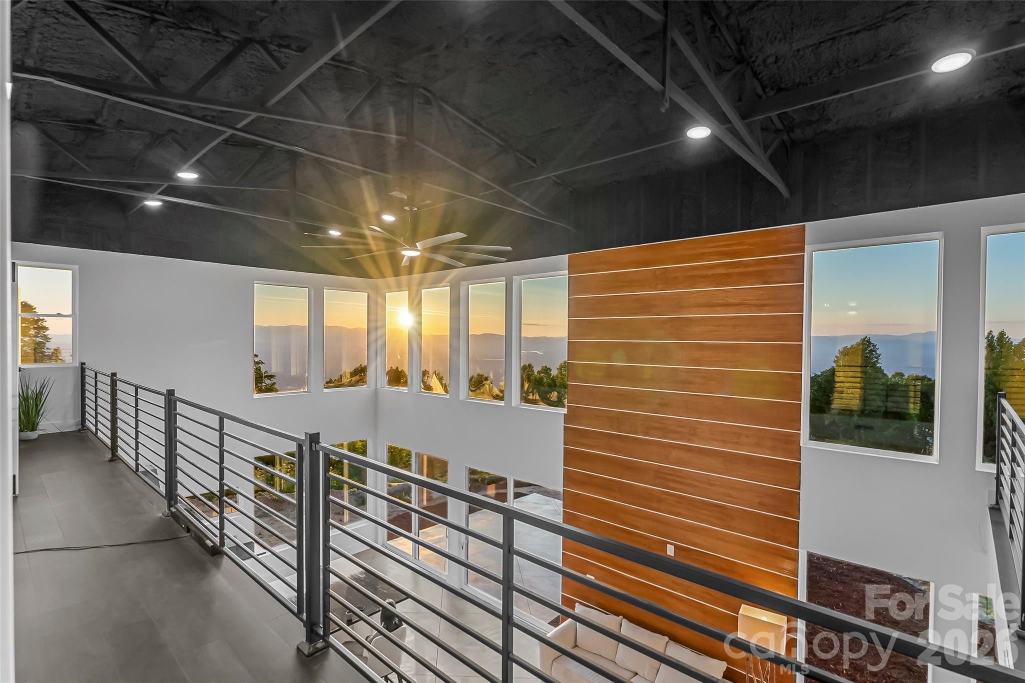 6718 Walkertop Mountain Heights Drive
