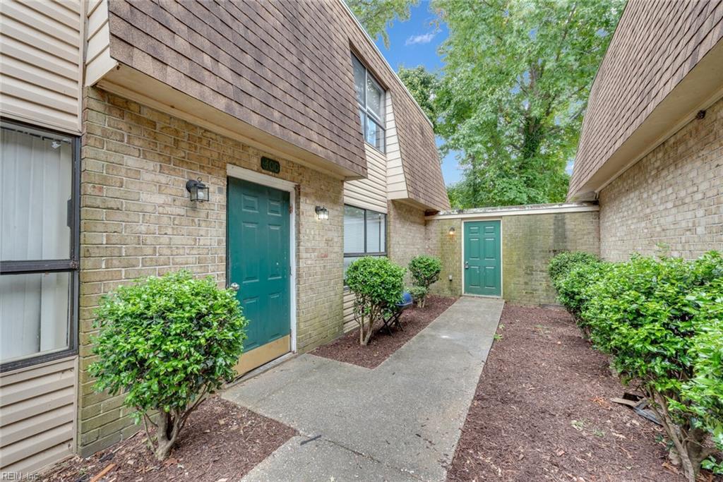 1535 Johnstons Road 604