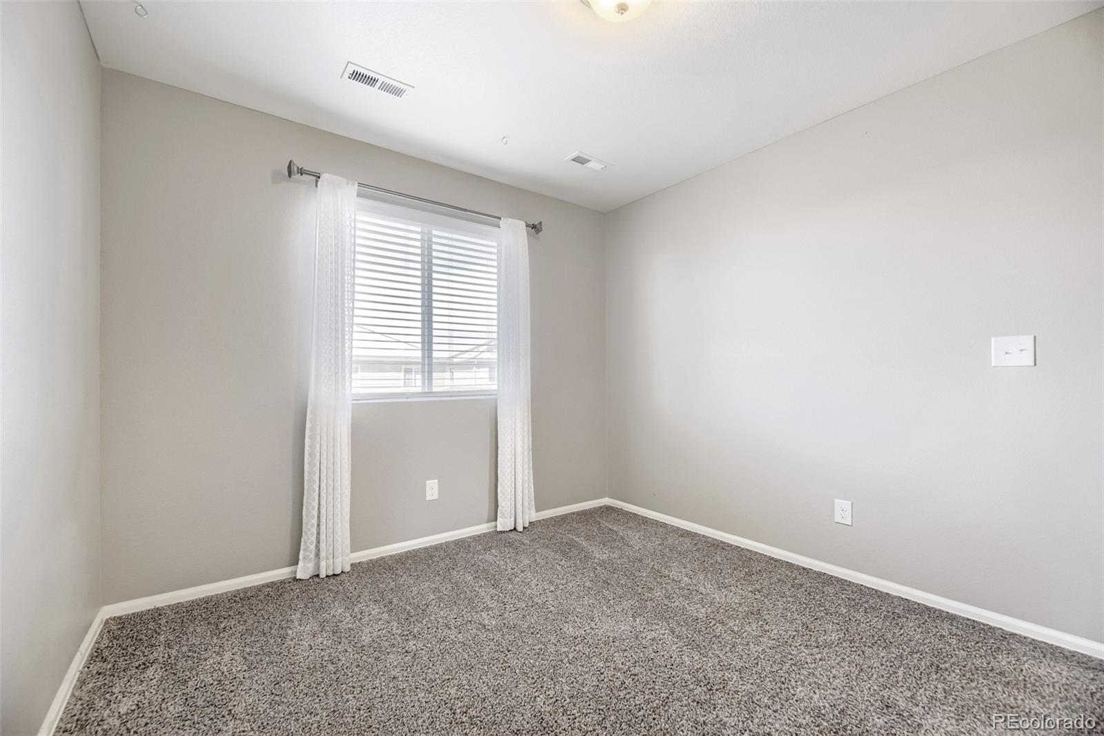 11752 Lovegrass Drive