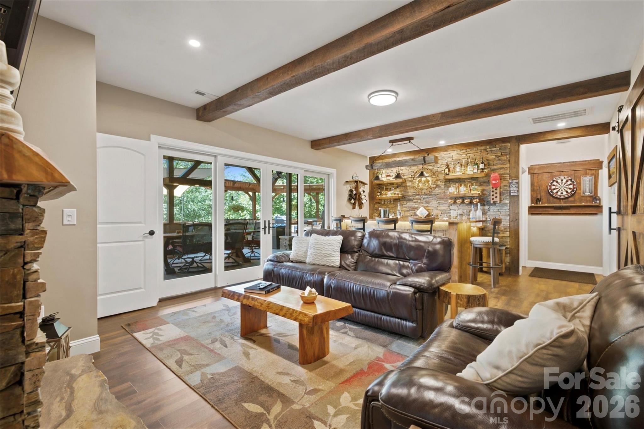 1167 Johns Ridge Parkway