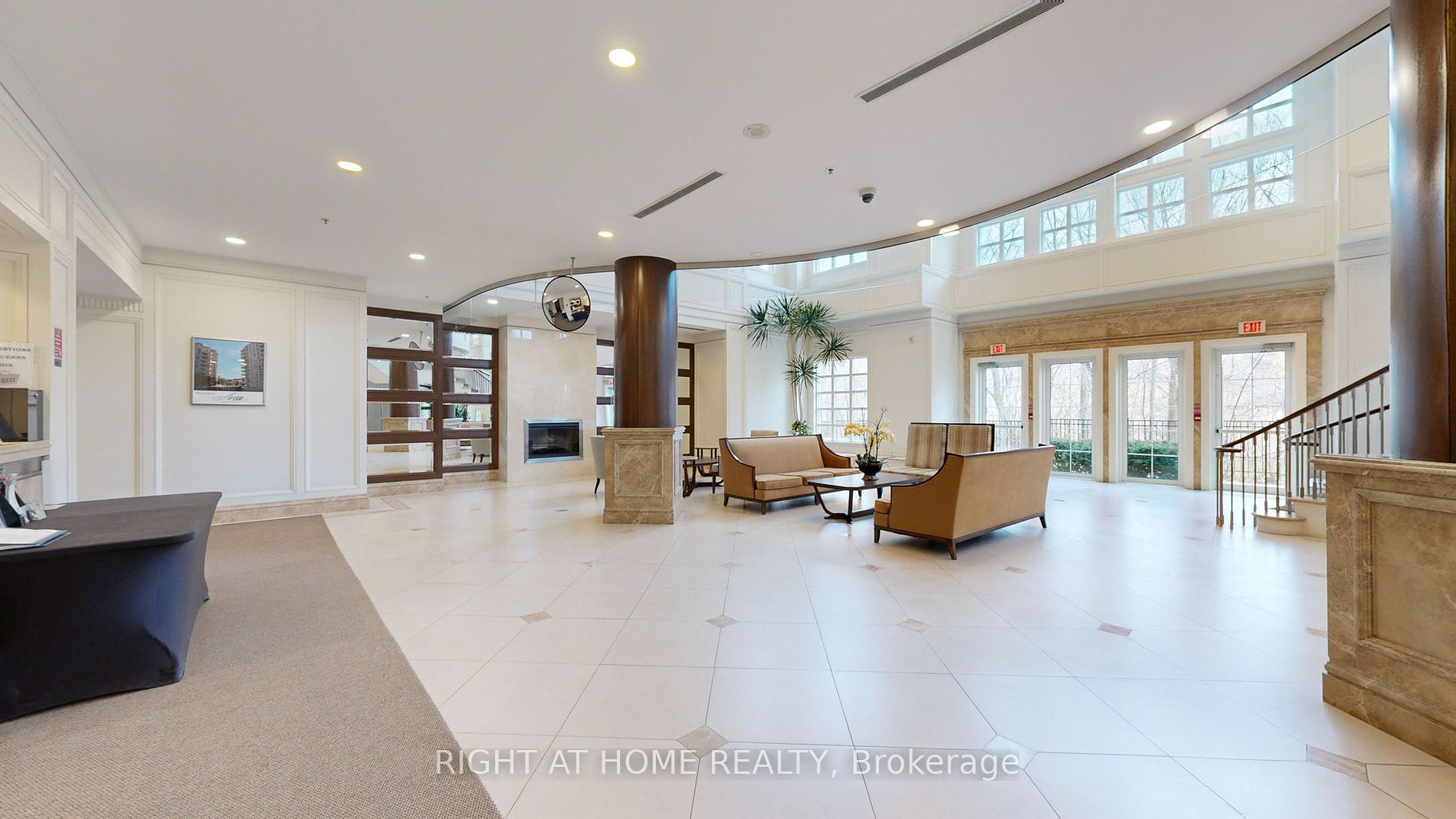 10 Bloorview Pl 1706