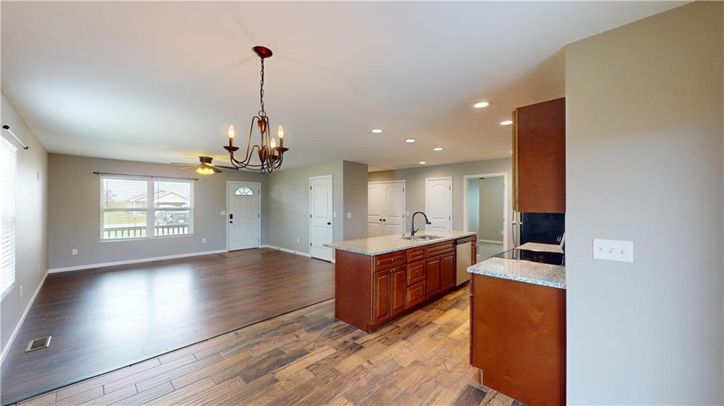 723 Meadow Lane