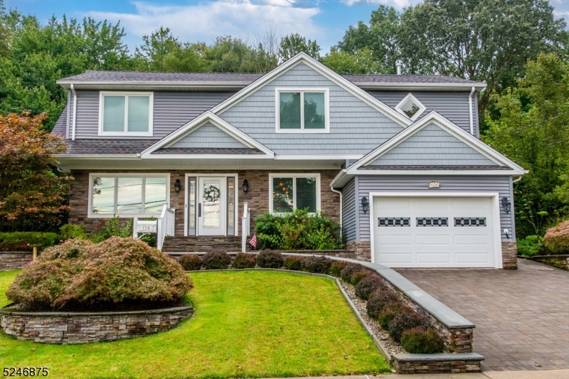 124 Crescent Rd, Wanaque Boro, NJ