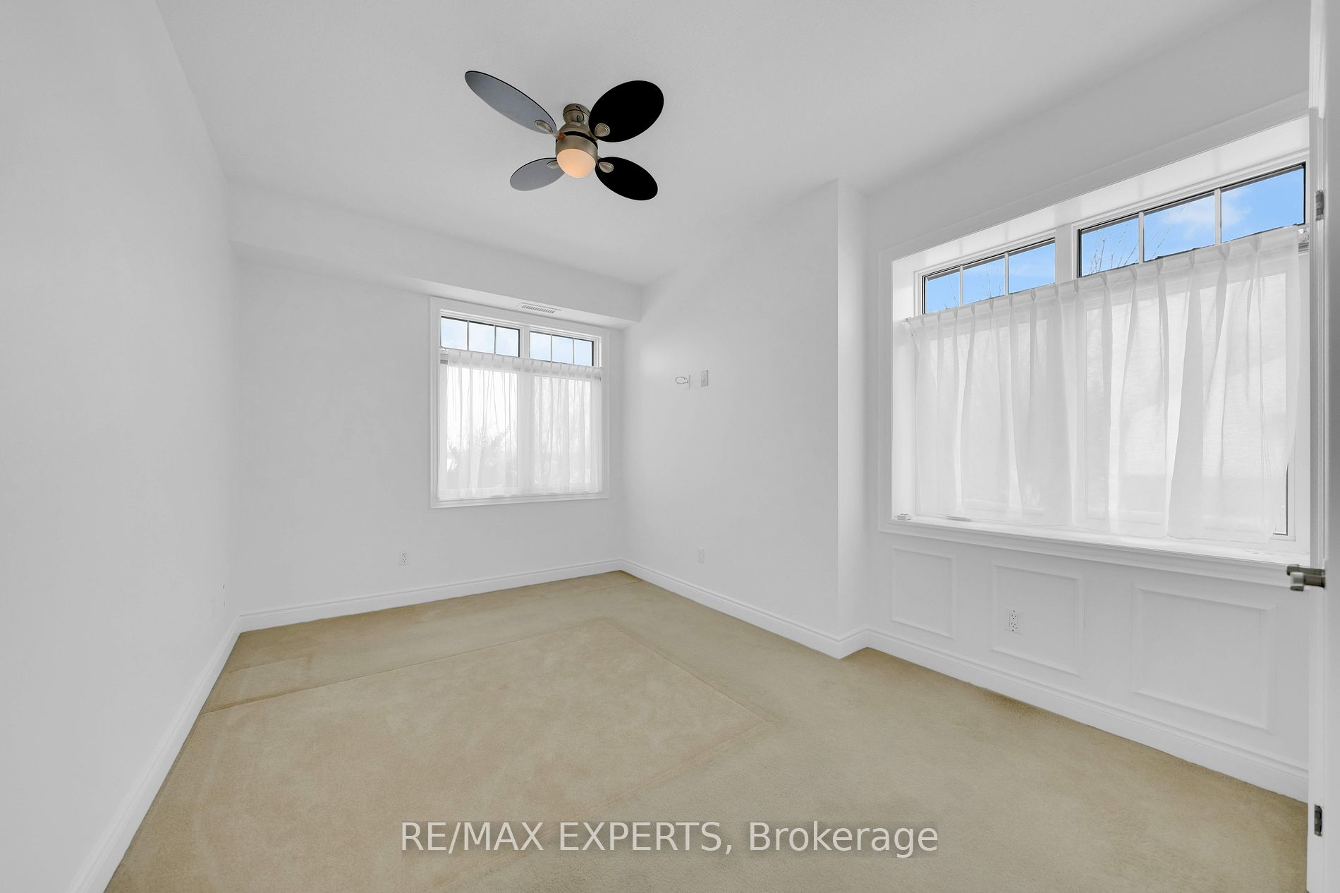 78 Sunset Blvd 108