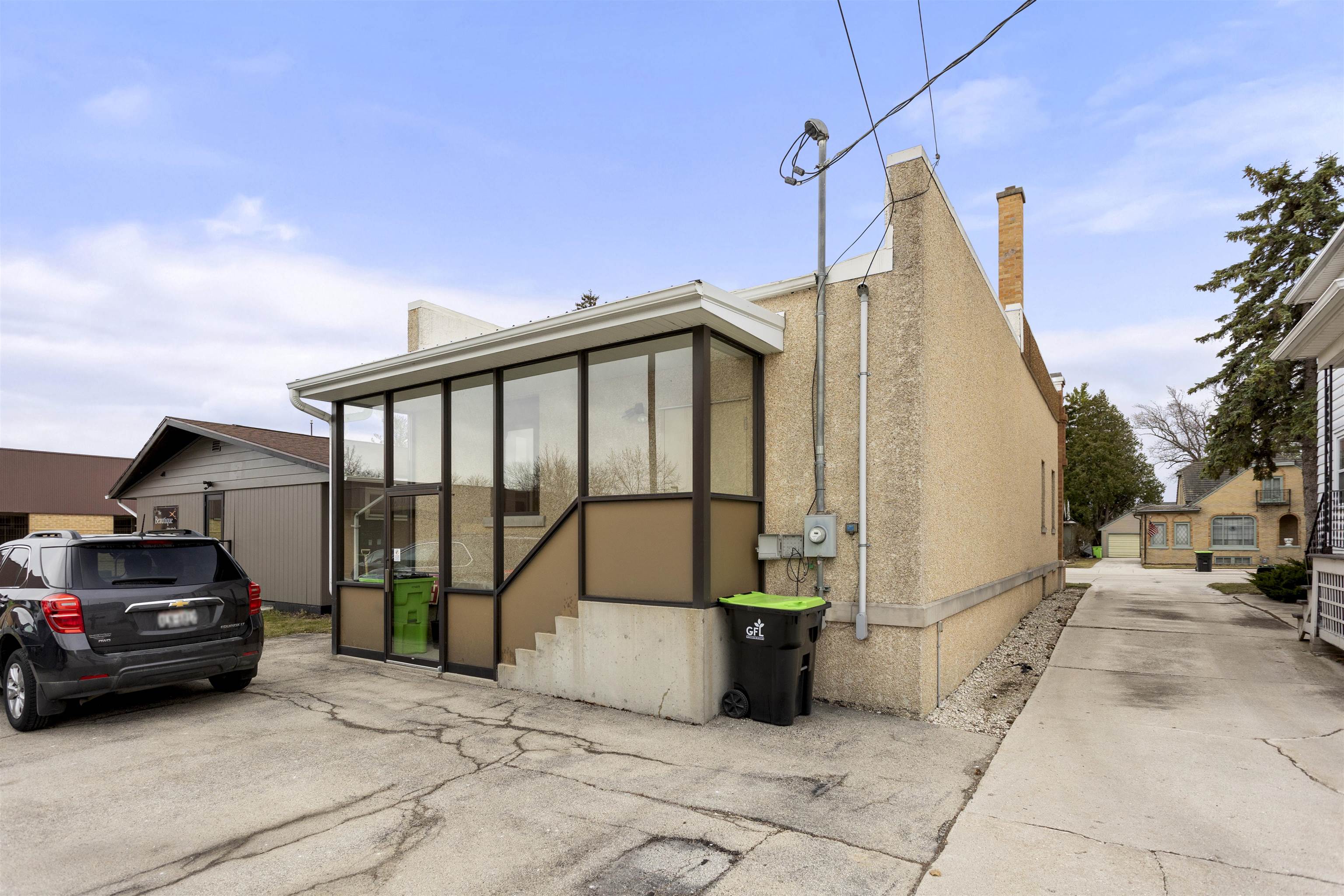 1828 Wisconsin Avenue