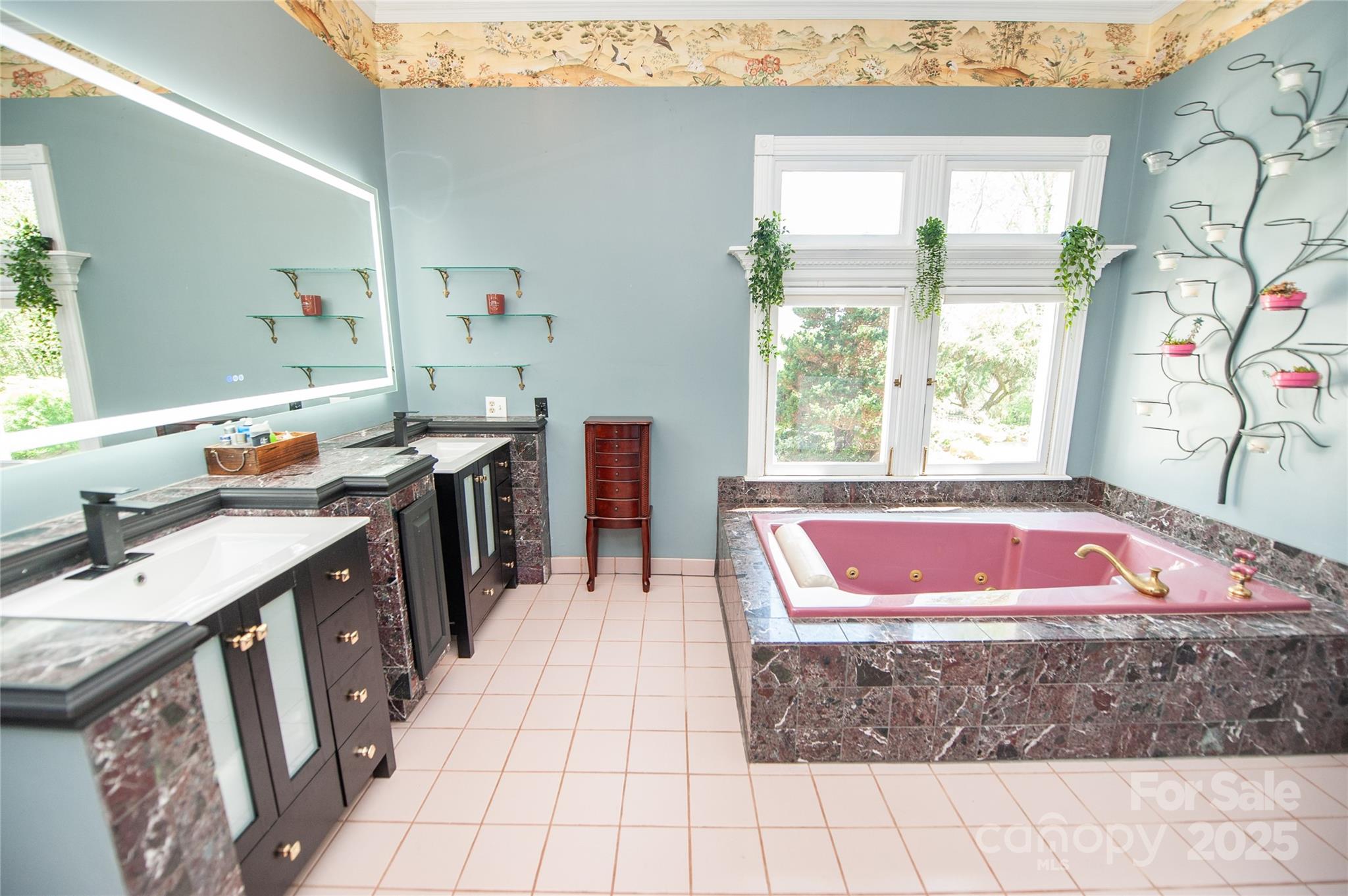 447 N Washington Street