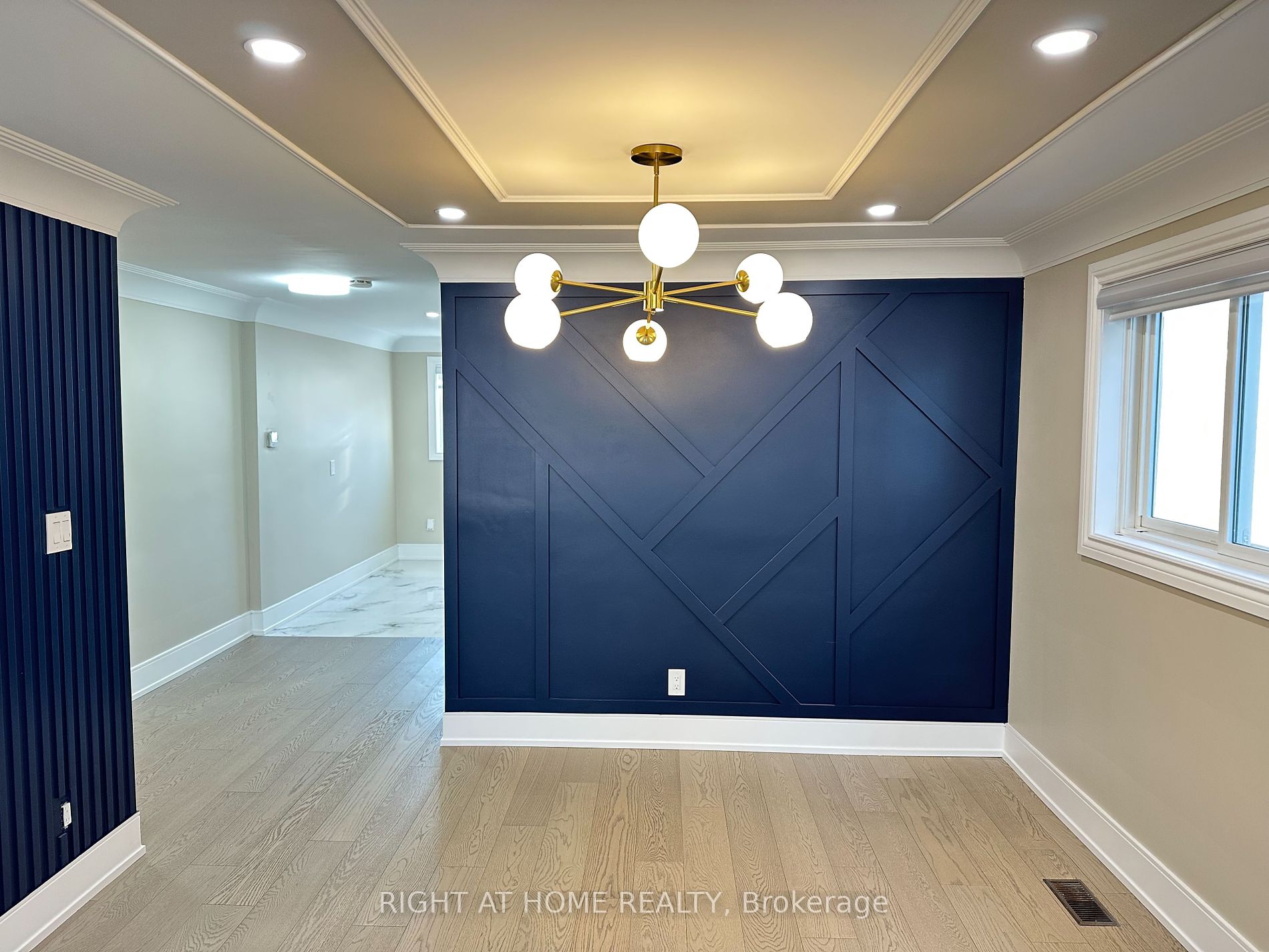 128 Twenty Second St (Main)