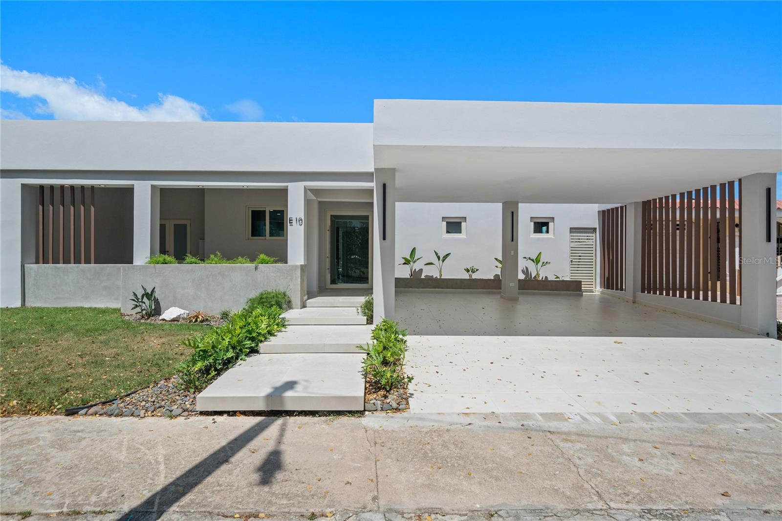 Recently remodeled home located in the gated community of Dorado del Mar, offering a functional layout, private pool, and full backup power and water systems.The property features 3 bedrooms and 3 full bathrooms, along with living and dining areas, a family room, and an additional air-conditioned space suitable for a home office. The remodeled kitchen includes quartz countertops and appliances.Outdoor features include a 27' x 15' swimming pool, covered terrace, exterior storage, and a covered two-car carport. The home is equipped with security doors and windows, a 20 kW Caterpillar generator with transfer switch, water cistern, and indoor laundry.Dorado del Mar is a gated community with beach access and convenient proximity to Dorado Academy, hotel, golf course, restaurants, casino, bowling alley, and recreational facilities.