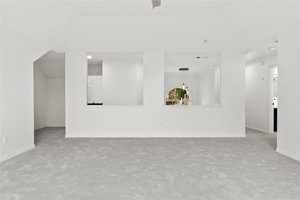 2901 Lakemont Drive