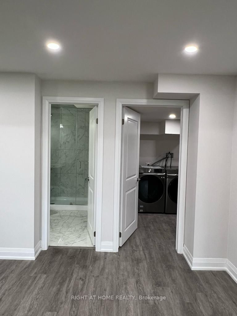 135 Franklin Tr Lower