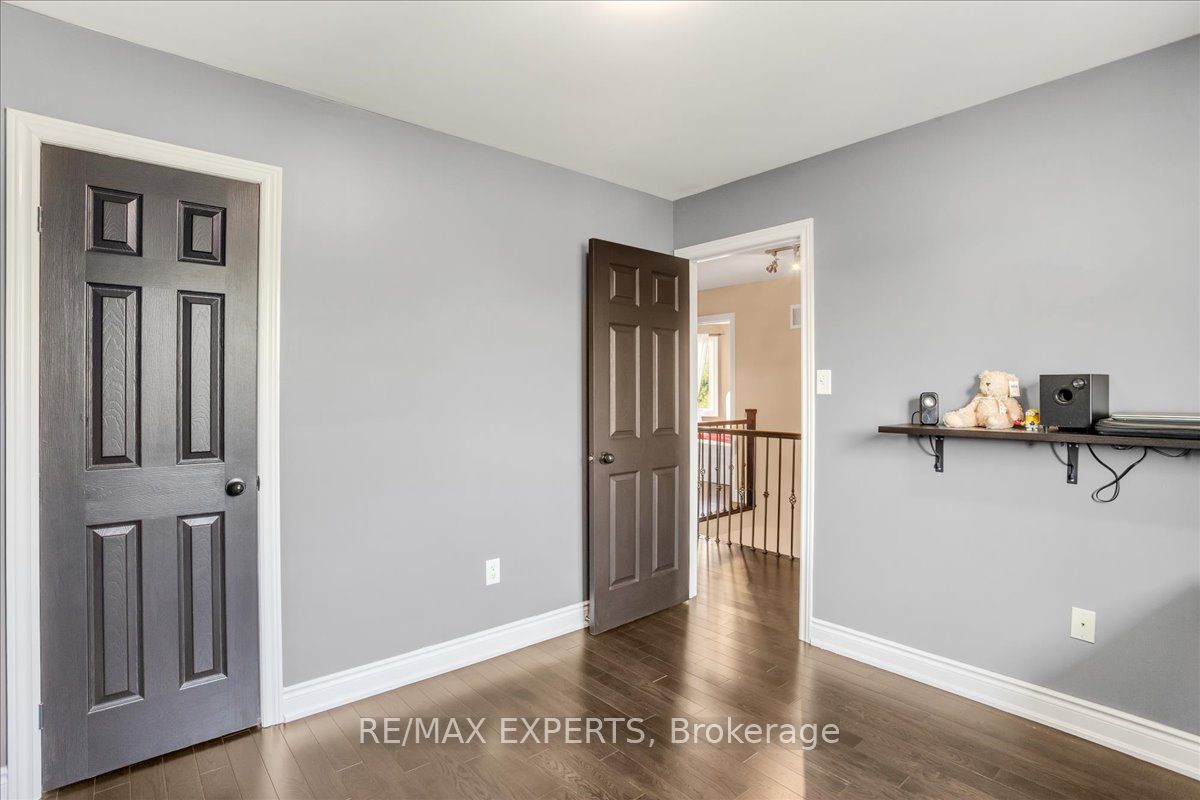 78 Joseph Cres