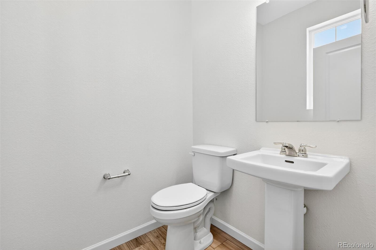 2110 Wagon Wheel Aly