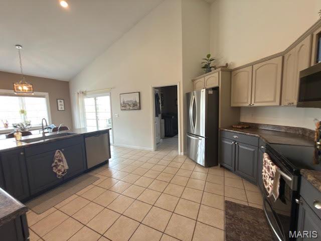 3501 N 72nd