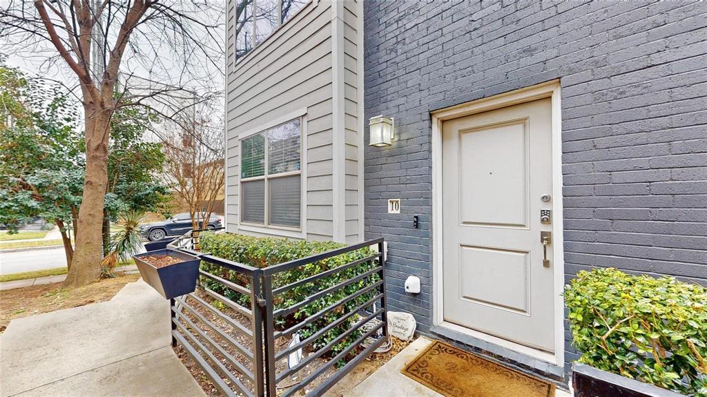 Modern 3-story corner unit condo! Terrific location just two blocks from Greenville and Henderson Ave with endless options for dining, entertainment, and shopping, PLUS only a short distance to downtown! Inside you will find 2 bedrooms, 2.5 baths and a 2-car garage with ample storage space! First floor living space makes an ideal home office. Main living on the second level offers an open concept layout perfect for entertaining. A spacious kitchen boasts quartz countertops with a glass subway tile backsplash, an abundance of bright white cabinetry, stainless appliances including an electric range, and large island with breakfast bar. Two bedrooms are located on the third floor, both with private ensuite baths and walk-in closets. Laundry is conveniently located on this level as well. The primary retreat with sitting area offers a luxurious bath with a dual sink vanity and frameless shower. Rich hardwood flooring flows throughout main living areas of the home with plush carpeting in both bedrooms!