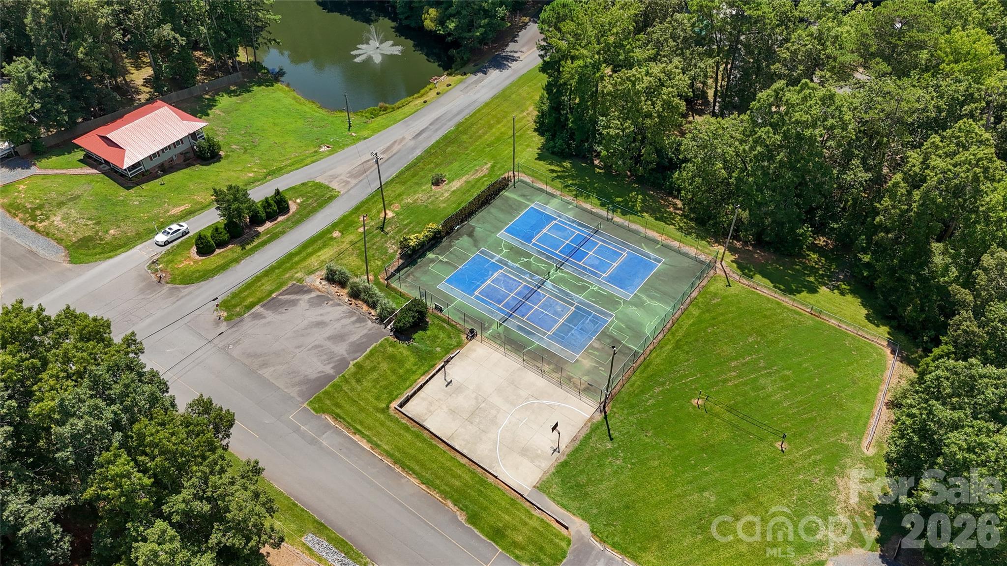 302 Skyland Court