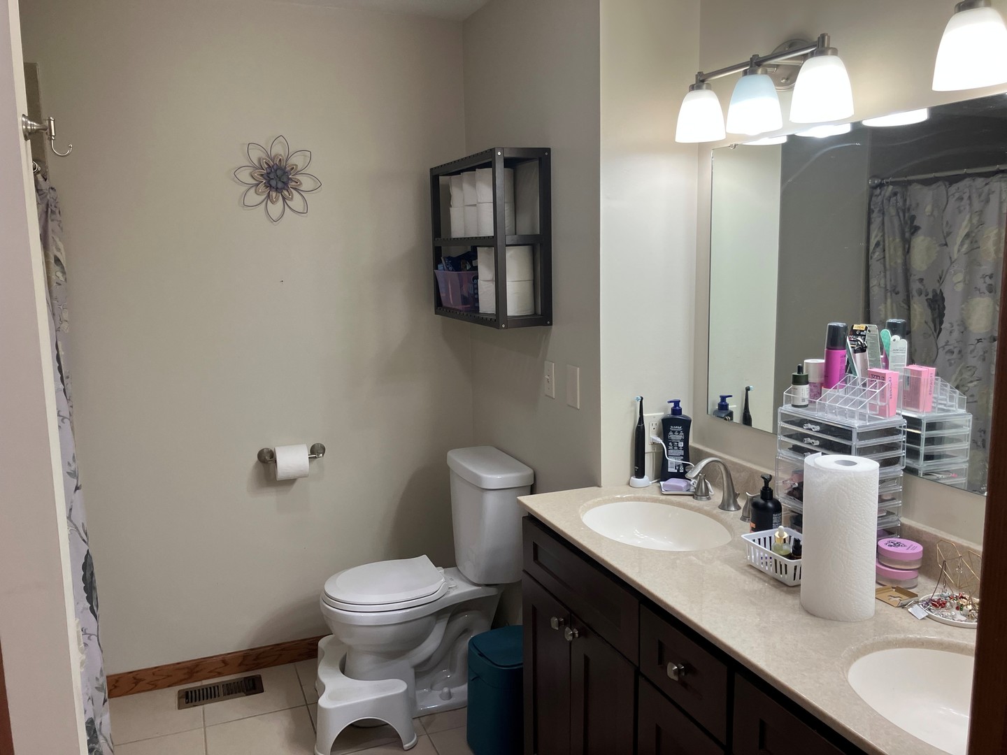 2814 W Oakbrook Court