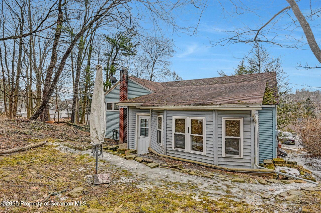 302 Thurston Street