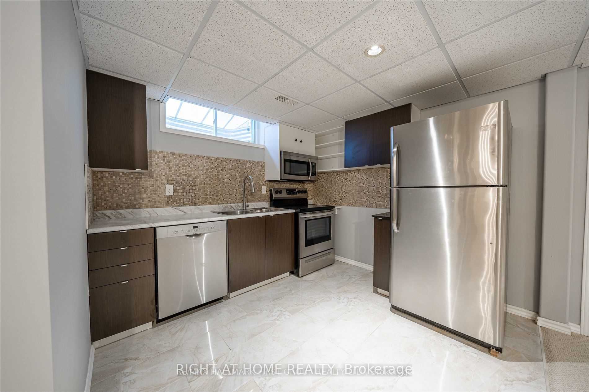 50 Griffen Pl