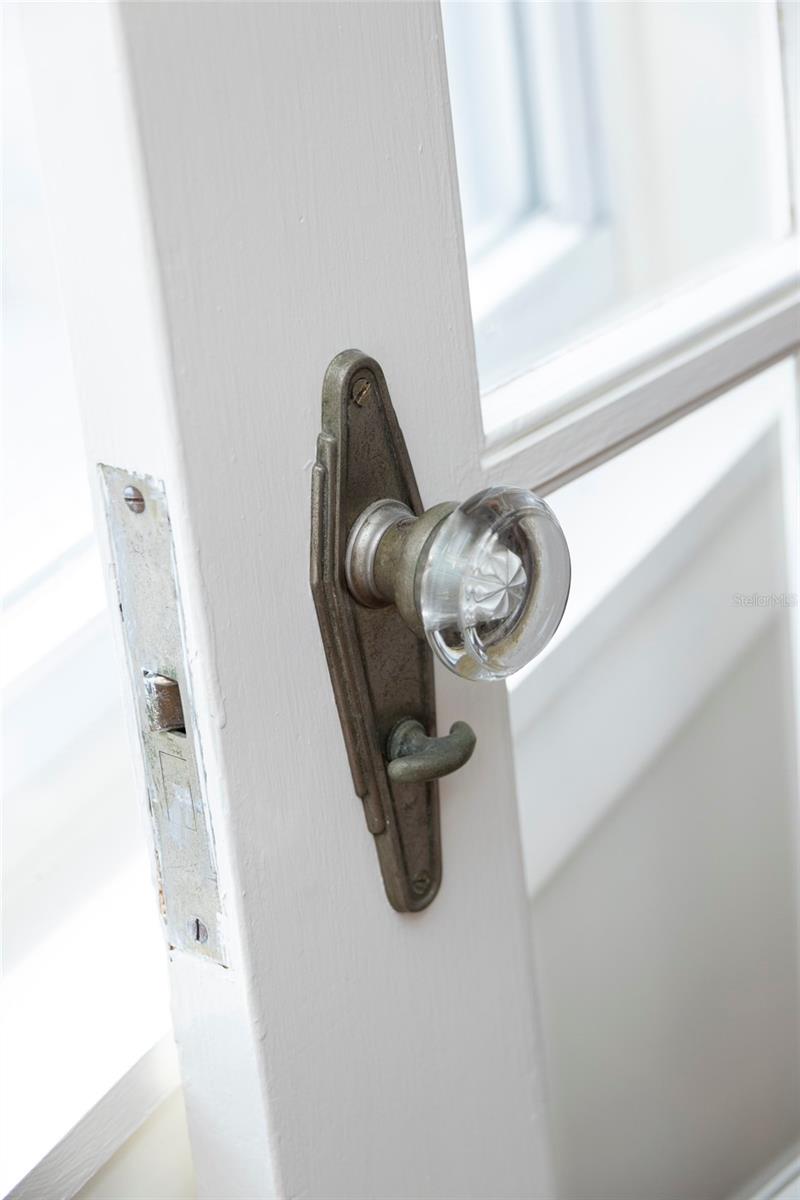 3012 W Sitios Street