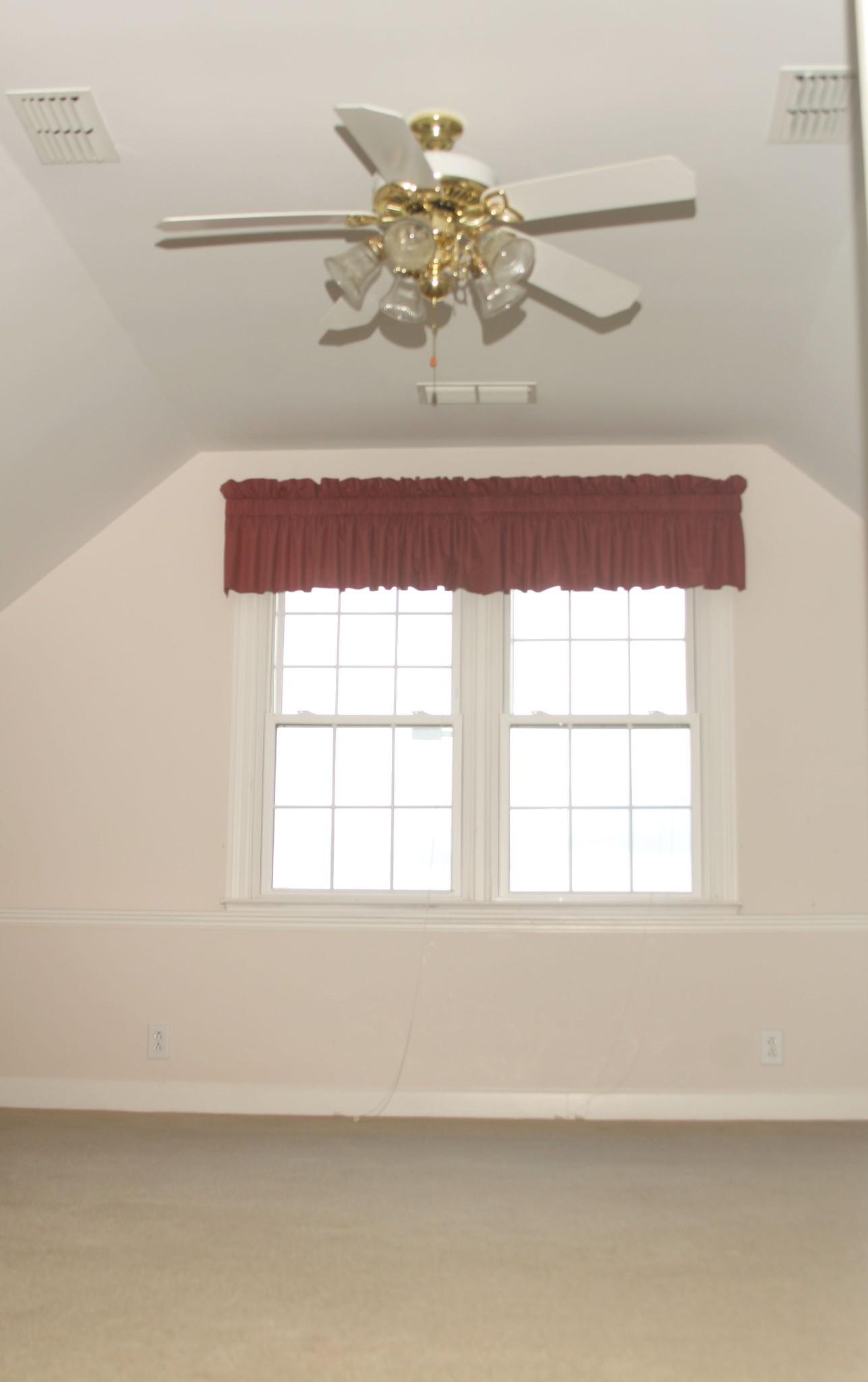 387 Natchez Trace Ct