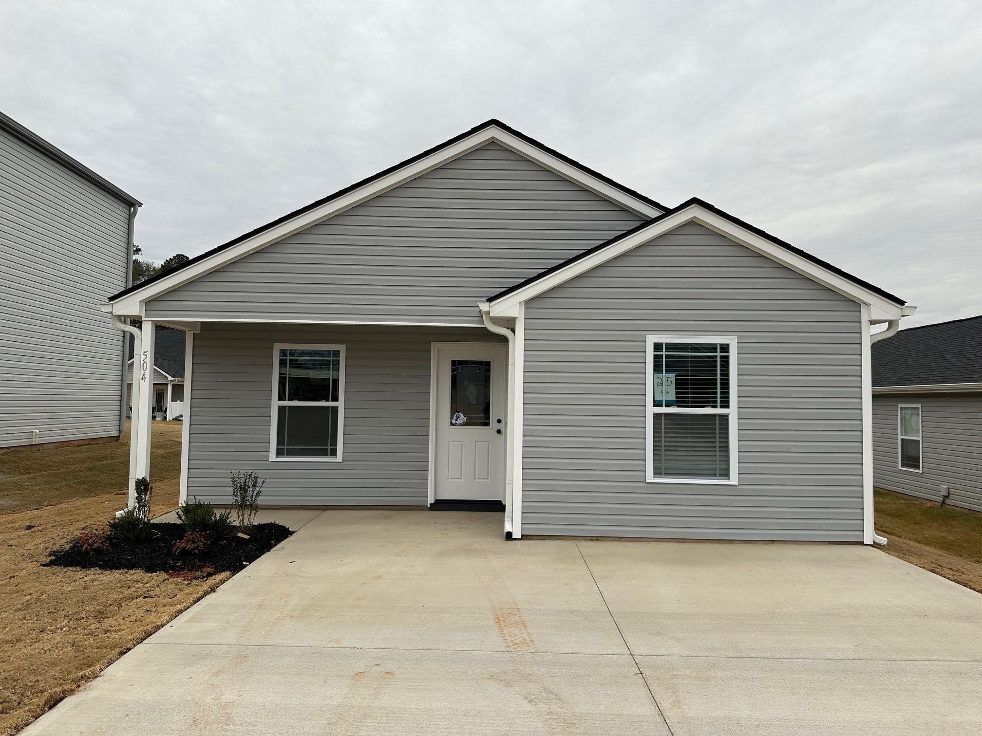 The Lexington Plan. Affordable new construction with 10 year warranty! 30 year architectural roof. Luxury Vinyl Plank. 6x10 back patio. Built by local builder! Must see! *Photos of same house plan, not subject property. Ask about $7,500 Builder Incentive!
