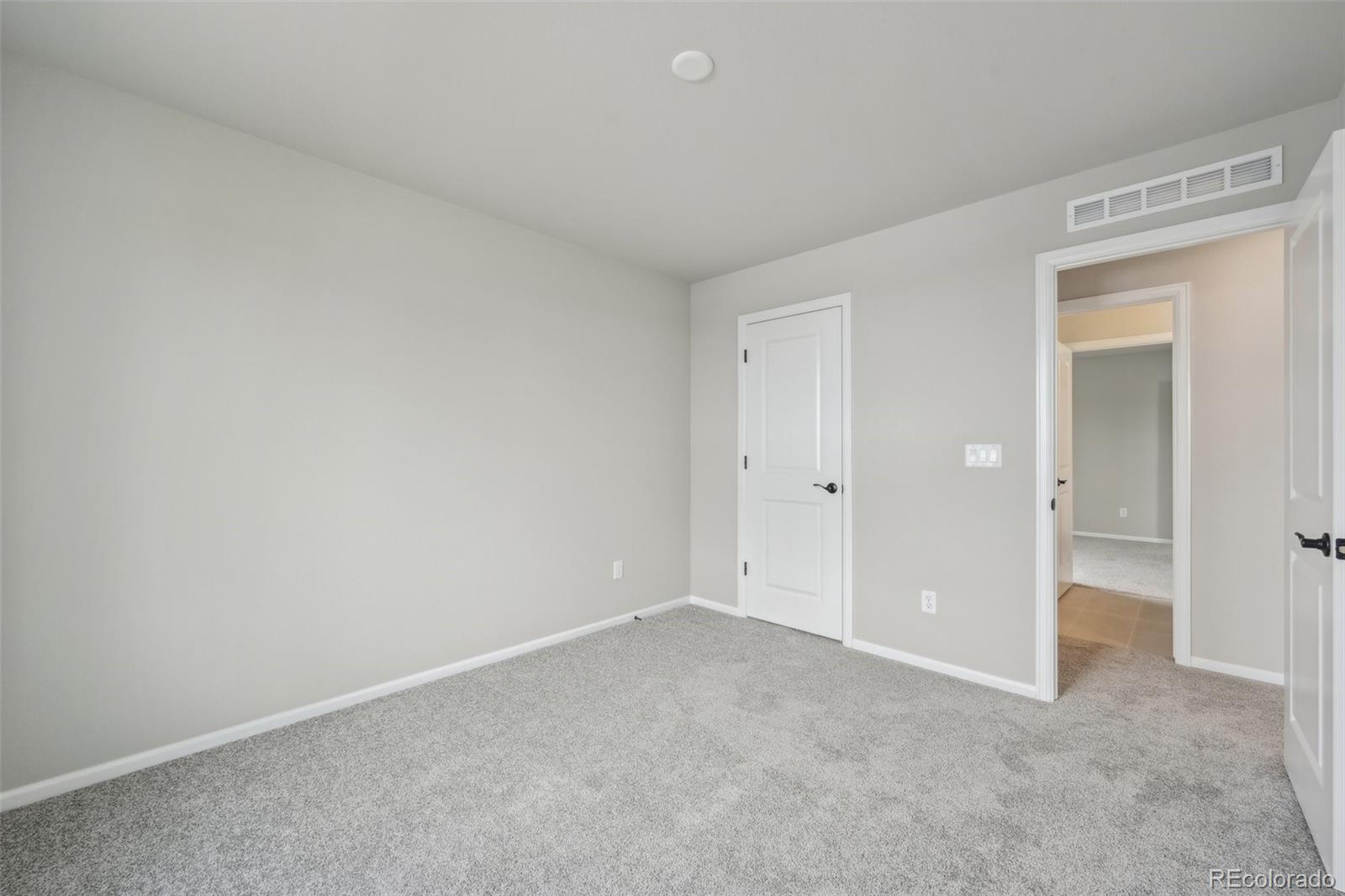 8779 Whiteclover Street