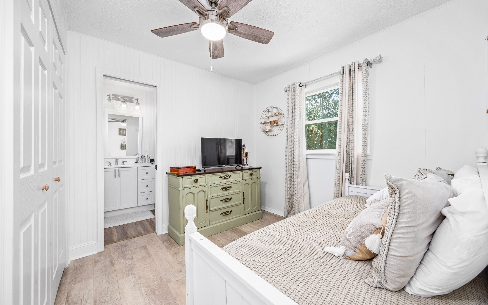 1113 NW Banta Acres Rd