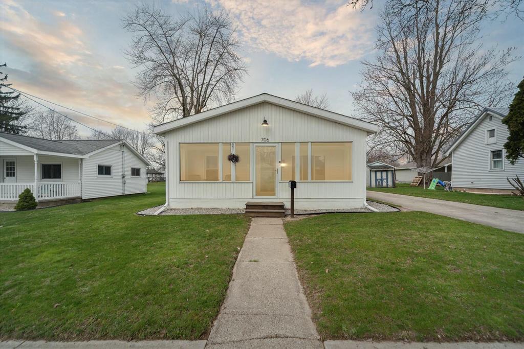 Welcome to 706 Church St in the heart of St. Johns! This beautifully renovated 2-bedroom home is full of updates and ready for its next owner. Inside, you'll love the completely updated kitchen with butcher block countertops and new appliances, fresh carpet in Bedroom #1, and an entirely remodeled upstairs with new walls, ceilings, and carpet. Additional improvements include fresh paint throughout, a new water heater, washer and dryer, and a new sump pump with drainage system for added peace of mind.Outside, you'll find a 21/2-stall garage with a full second floor for storage--perfect for projects or extra space. The seller is relocating to be with family, so this is your chance to get a great deal--seller's loss is your gain. nôP Schedule your showing today!