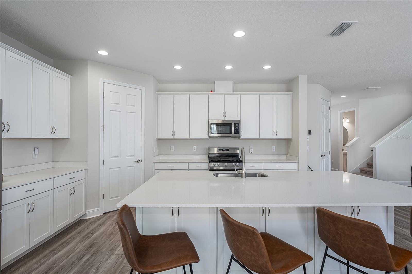 13137 Homestead Lane