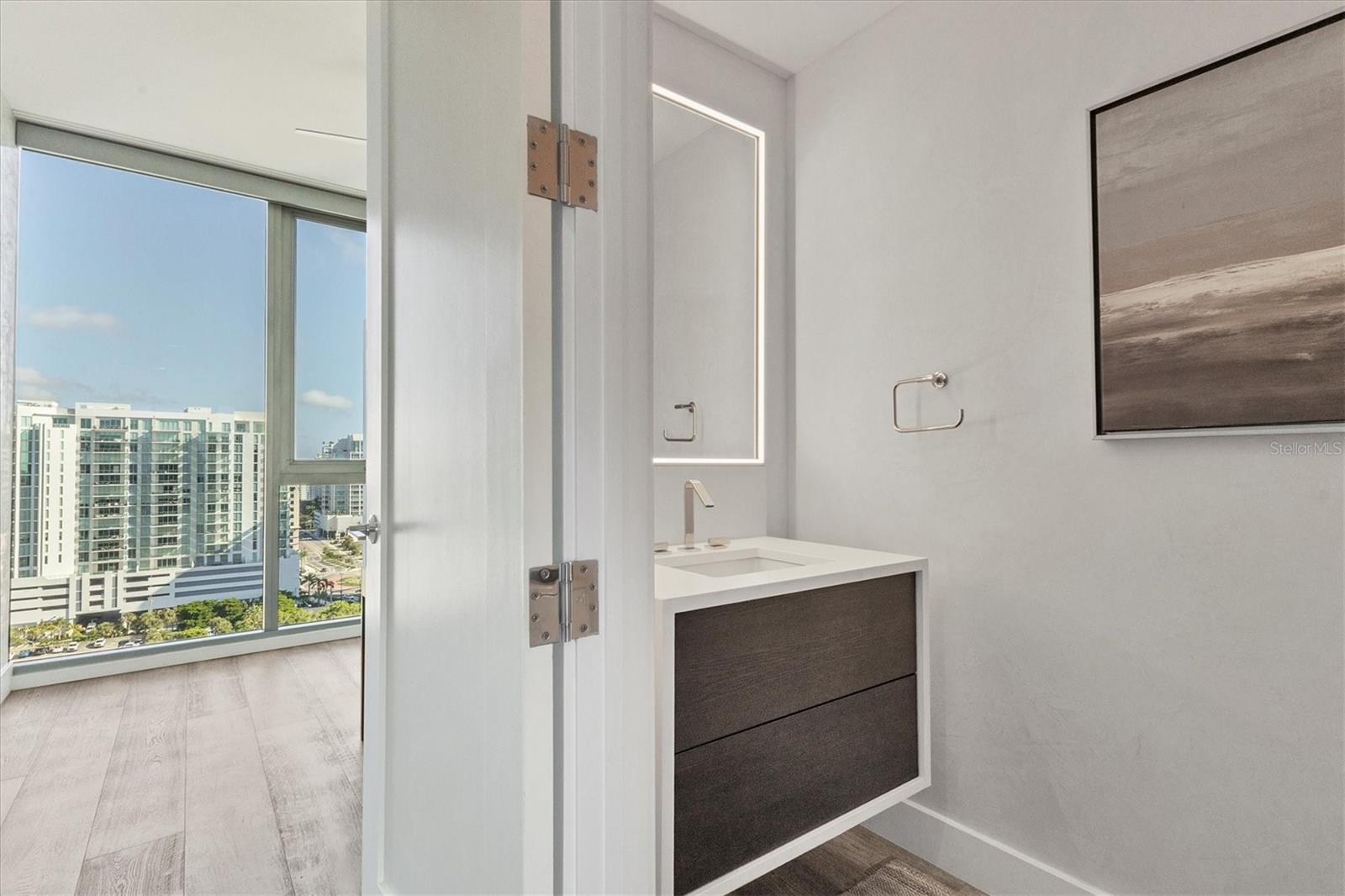 1155 N Gulfstream Avenue 1606