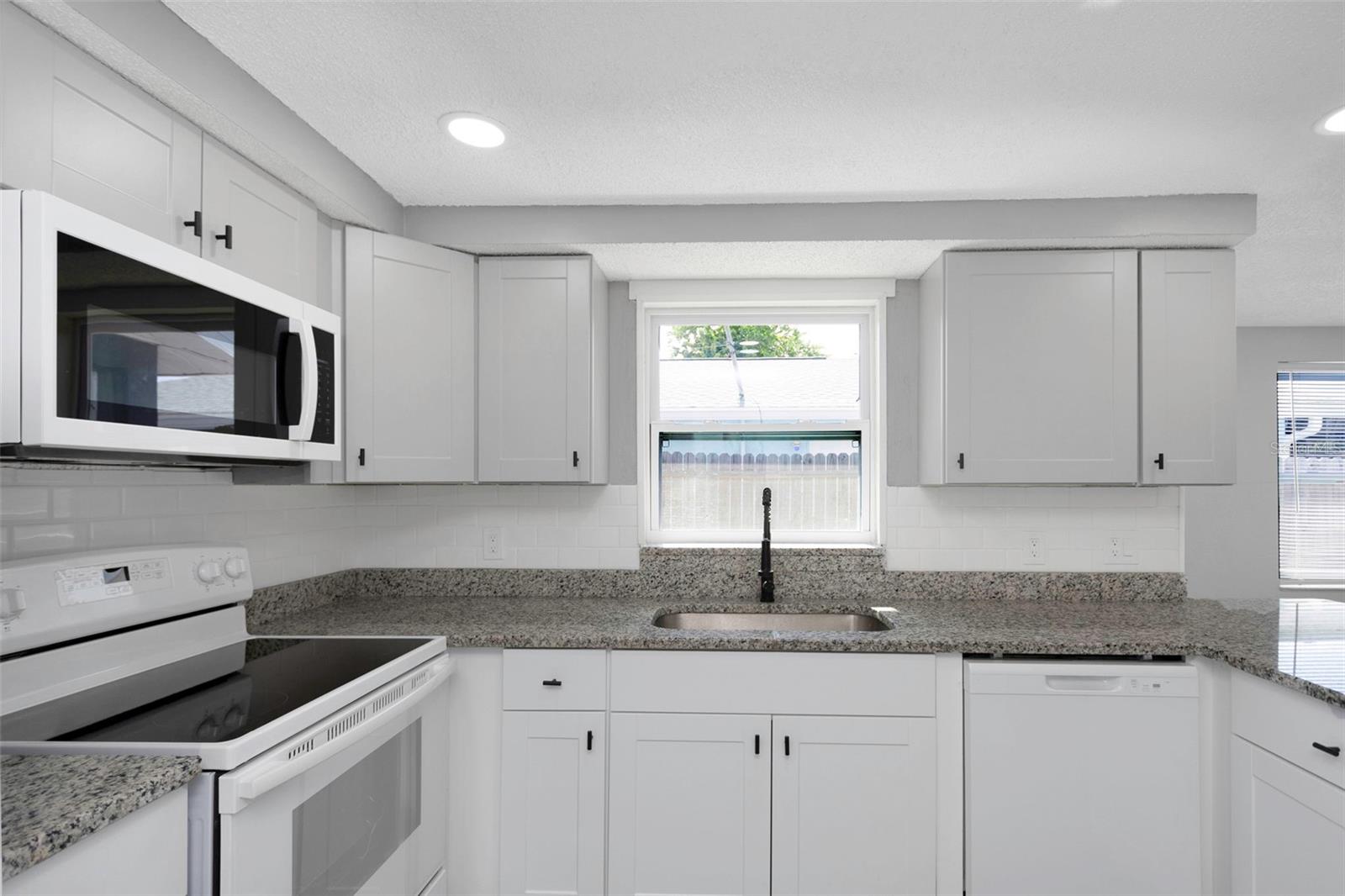 6819 Sanderling Lane