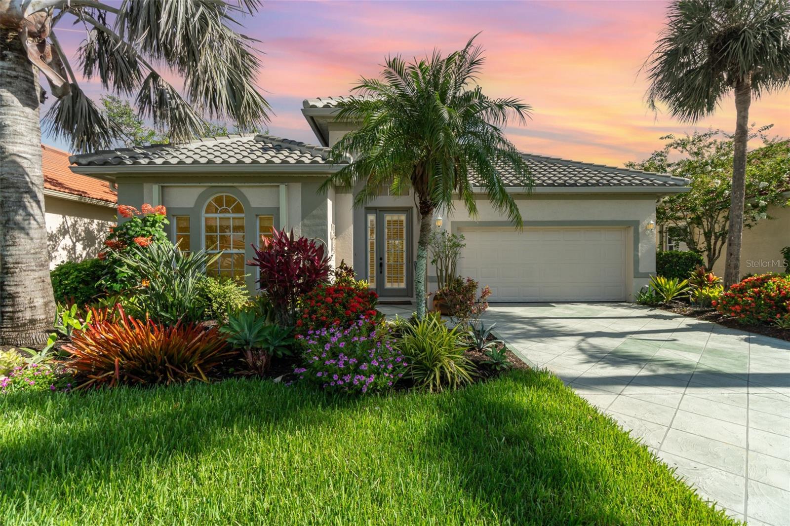 13376 Golf Pointe Drive