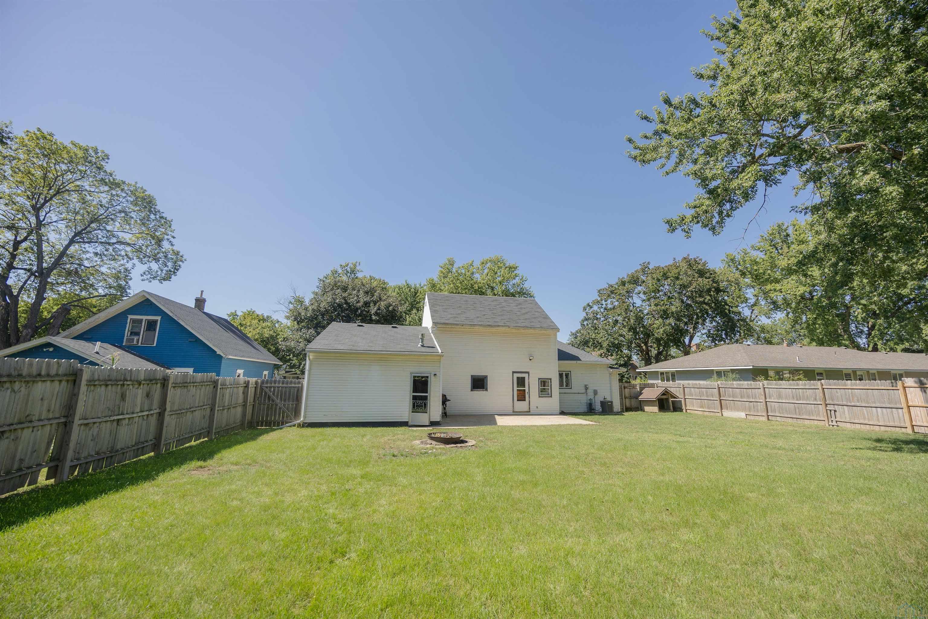 120 2nd Avenue Ne