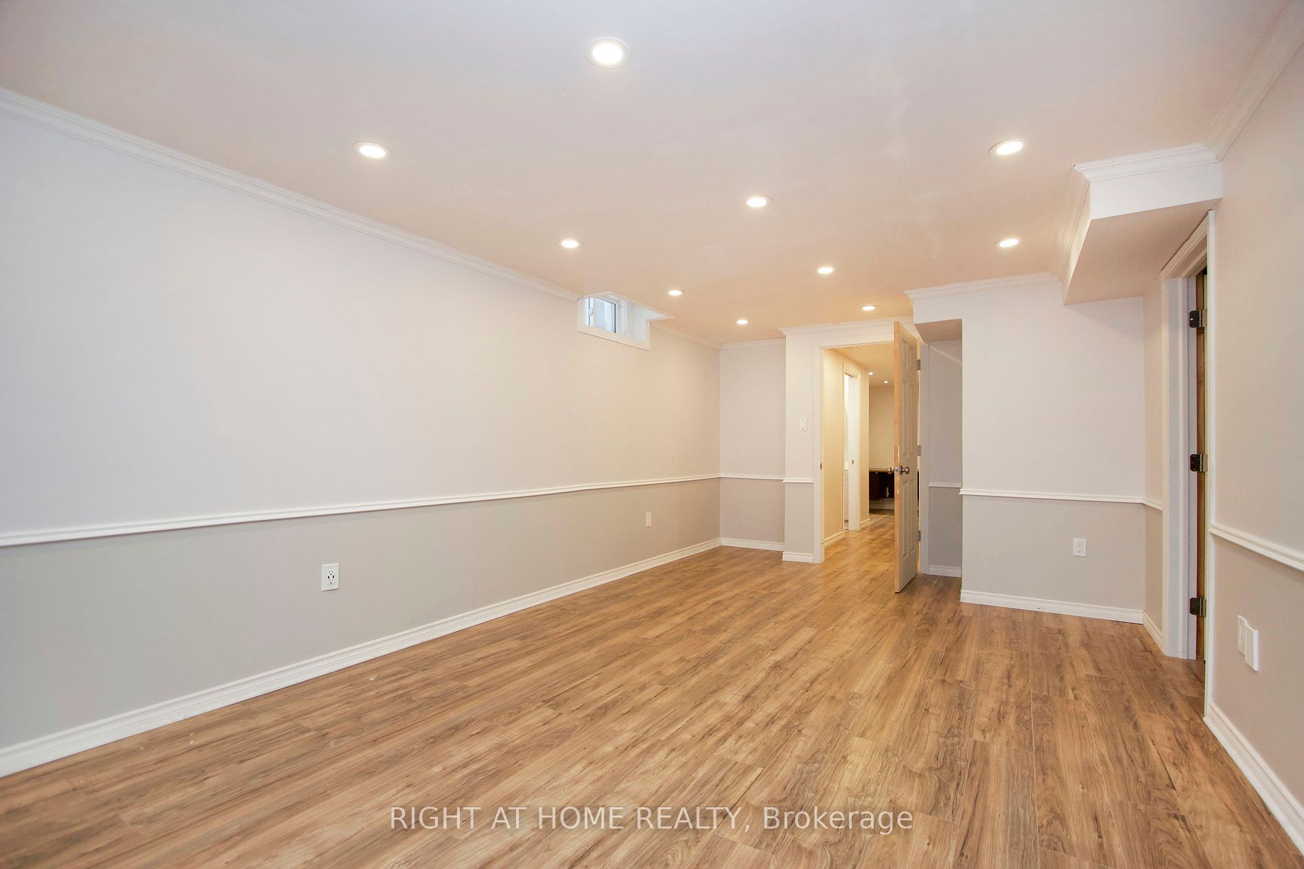 1065 Edward Bolton Cres