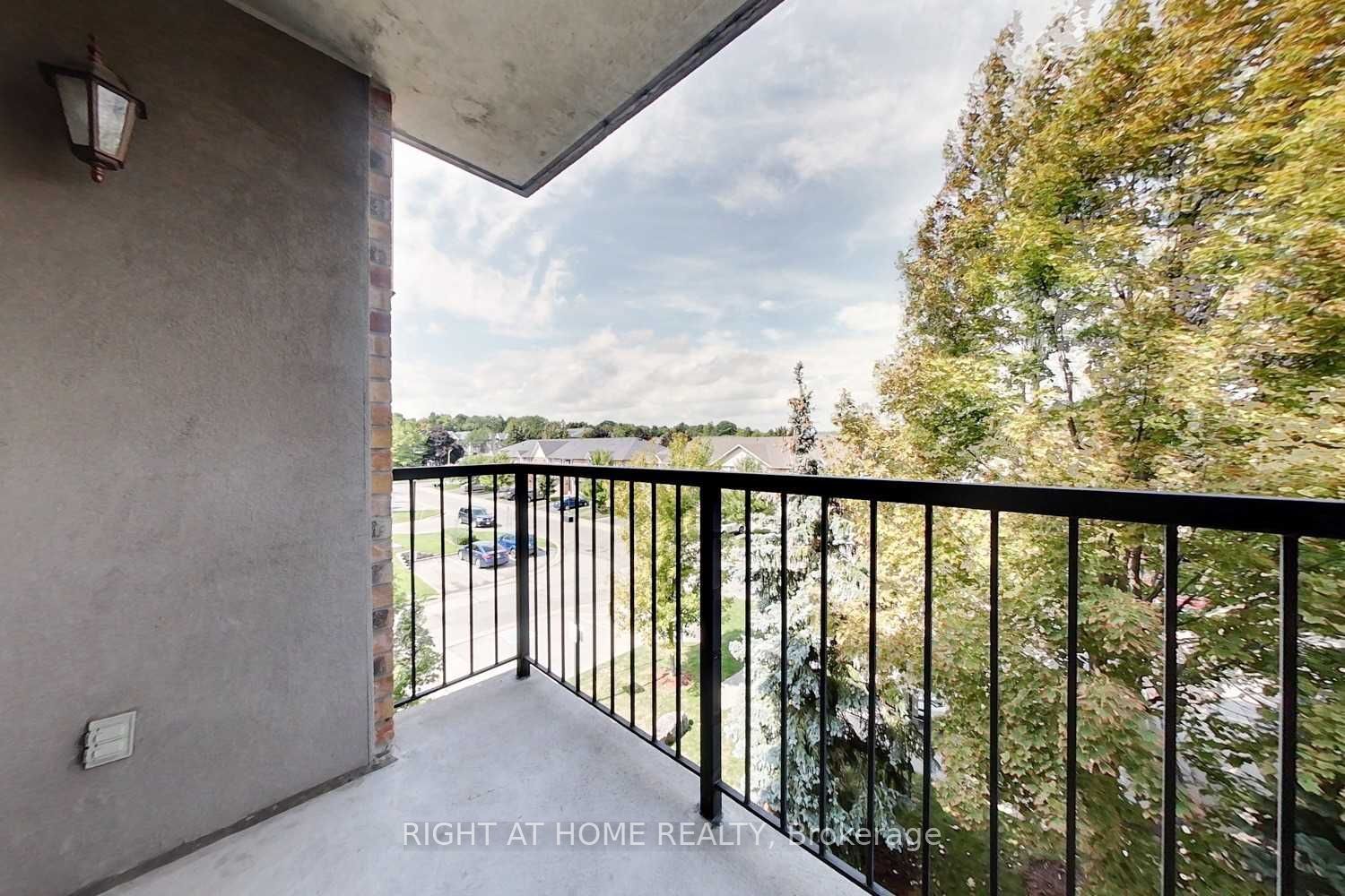 3499 Upper Middle Rd 302
