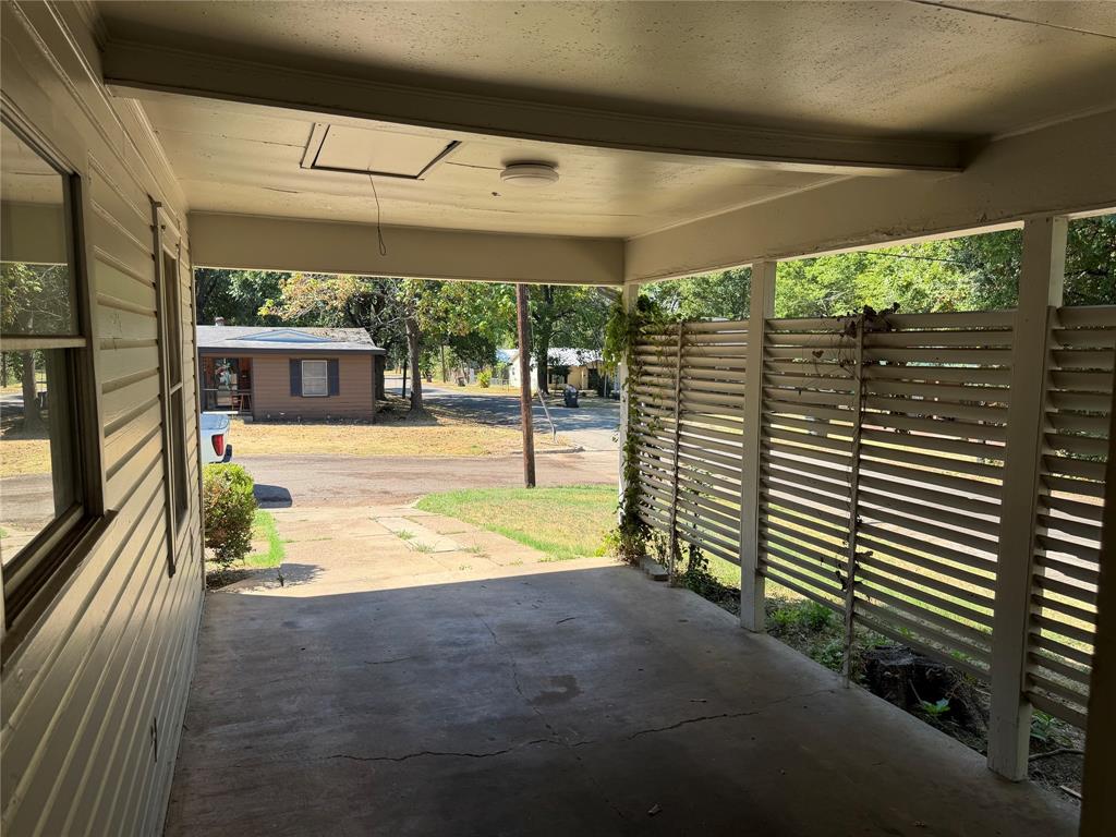 1009 Cedar Street