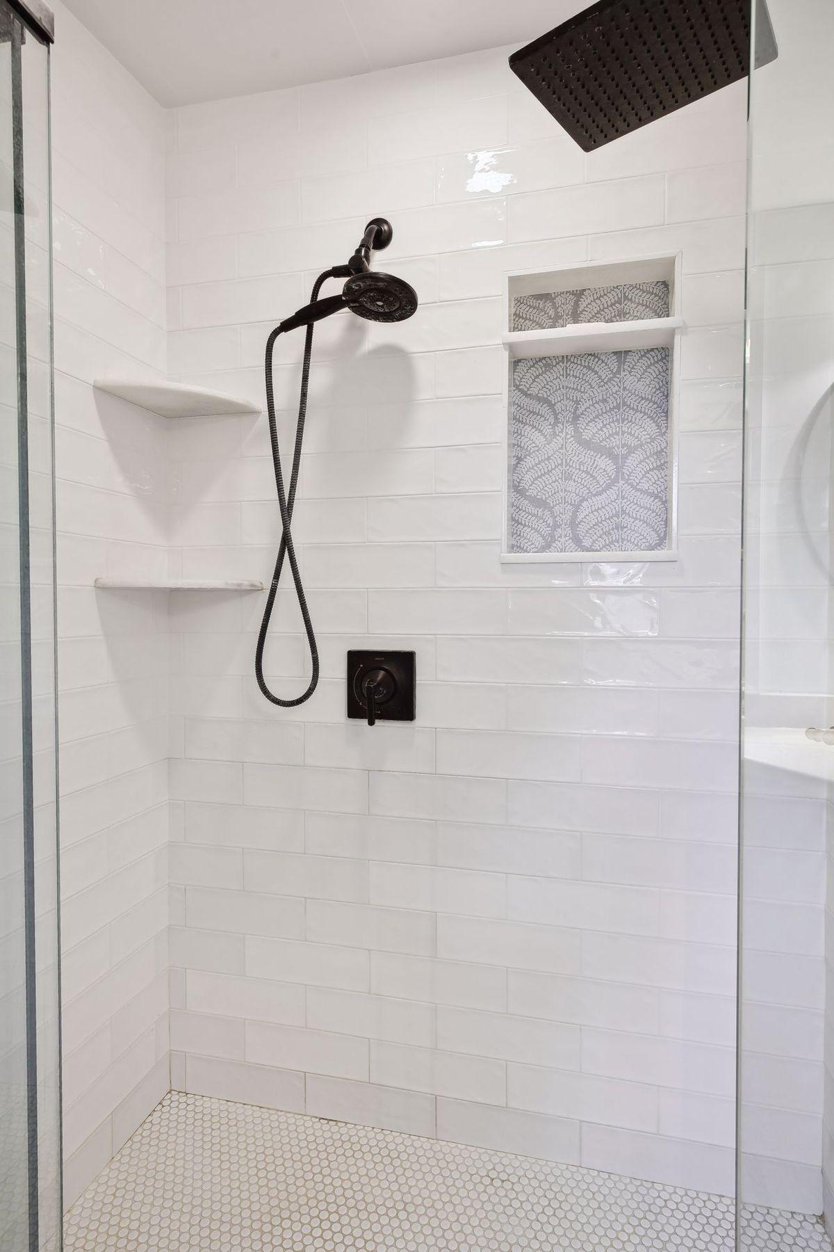 25640 Sunnyvale Lane