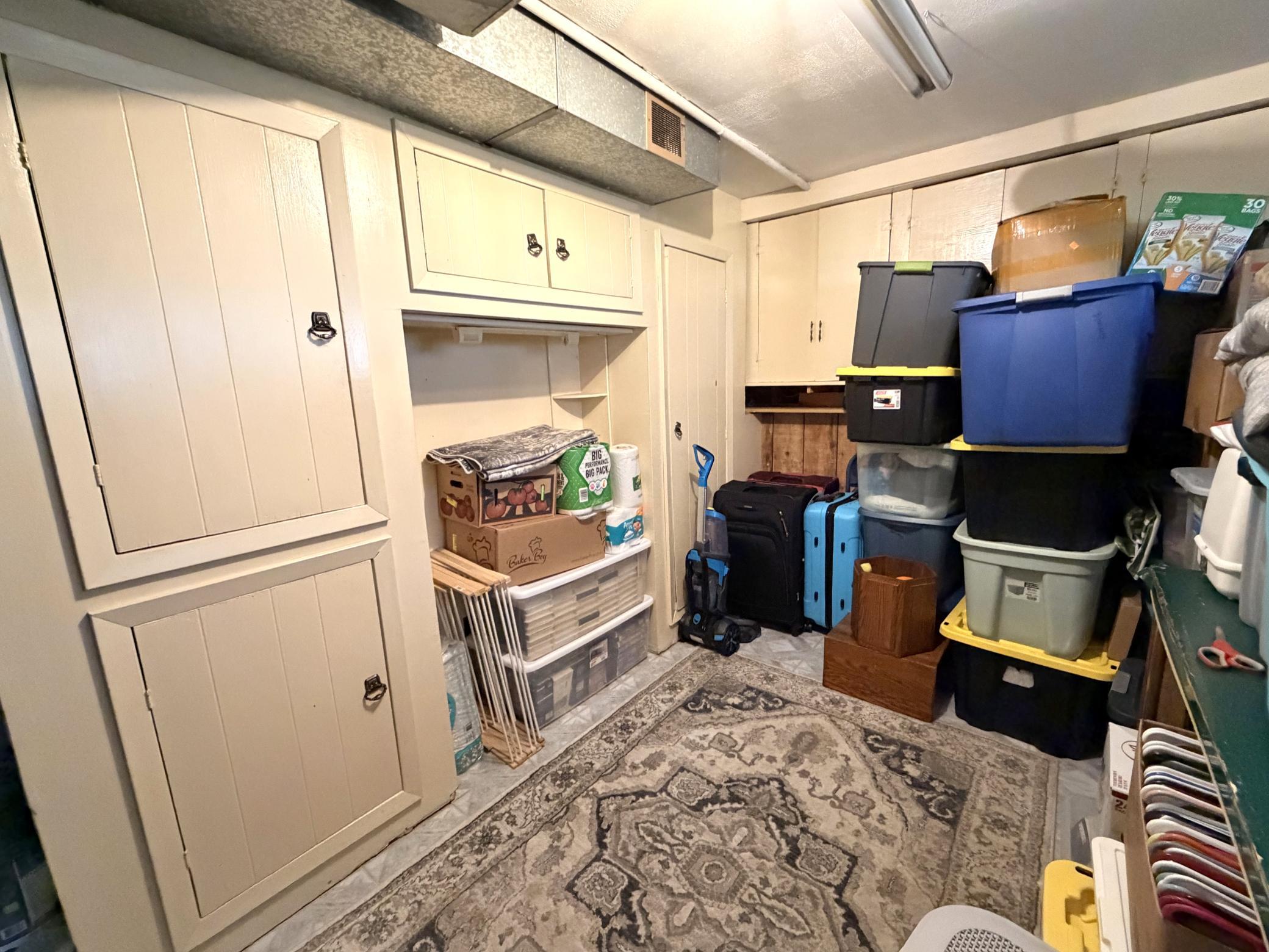 1710 River Road