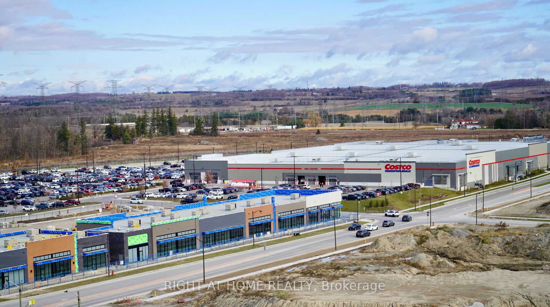 2550 N Simcoe St 1109
