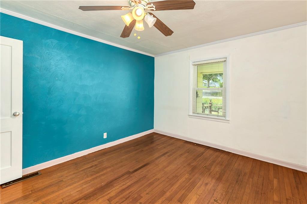 2731 S Northern Boulevard